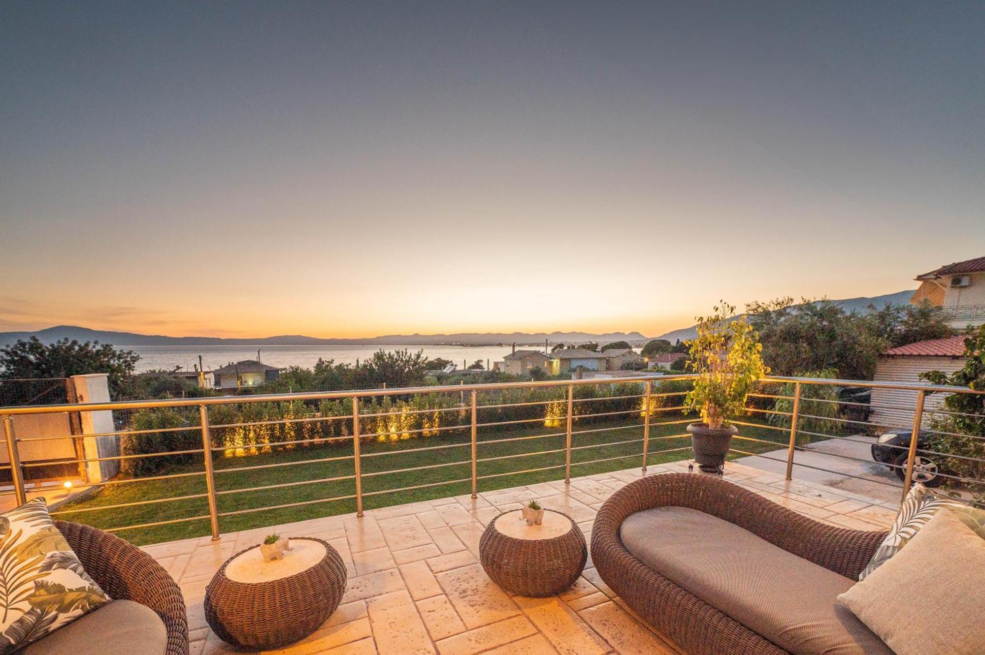 Willa Thea Seaview Luxury Living Kalamata Zewnętrze zdjęcie