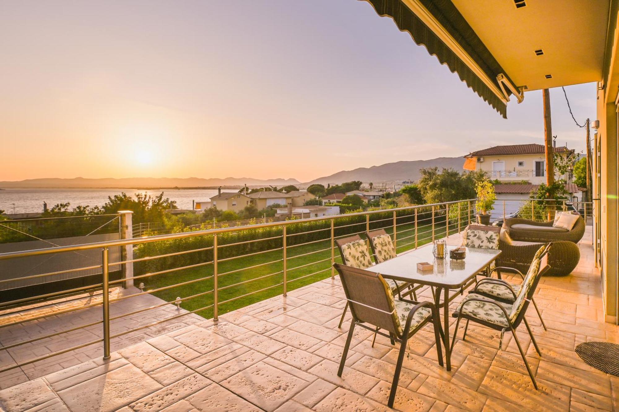 Willa Thea Seaview Luxury Living Kalamata Zewnętrze zdjęcie